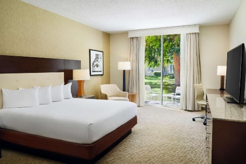 Hilton Oakland Airport image 14