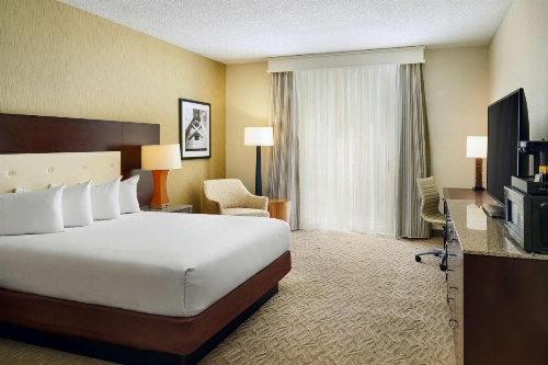 Hilton Oakland Airport image 15